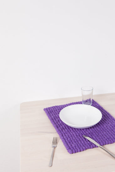 myfelt Wilma Felt Ball-Table Mat purple